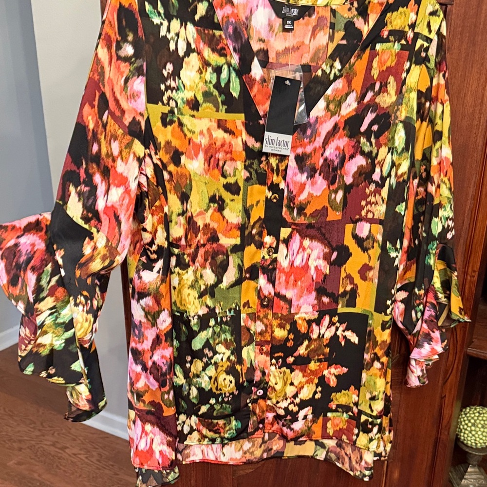 Investments Multicolor Floral Blouse